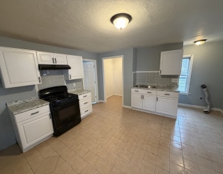 105 Clarendon St., Fitchburg, Massachusetts, 4 Bedrooms Bedrooms, 8 Rooms Rooms,1 BathroomBathrooms,Residential Lease,For Rent,Clarendon St.,73491148