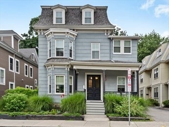 75 South Street, Boston, Massachusetts, 2 Bedrooms Bedrooms, 5 Rooms Rooms,2 BathroomsBathrooms,Residential Lease,For Rent,South Street,73491032