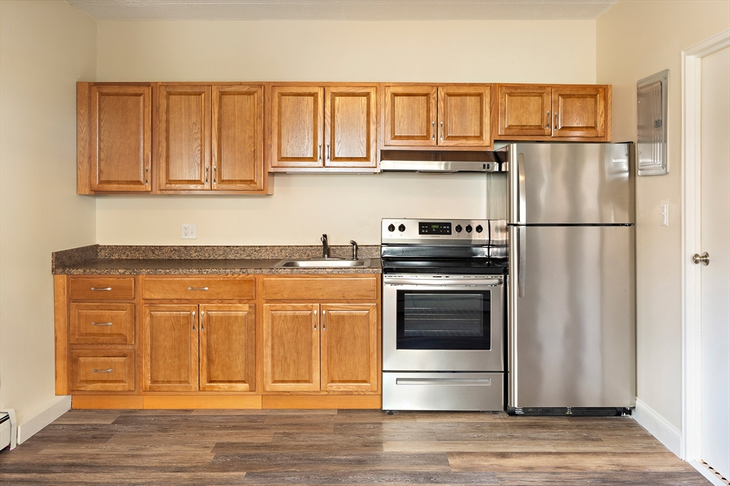 995 Massachusetts Avenue, Arlington, Massachusetts, 1 Bedroom Bedrooms, 1 Room Rooms,1 BathroomBathrooms,Residential,For Sale,Massachusetts Avenue,73491040