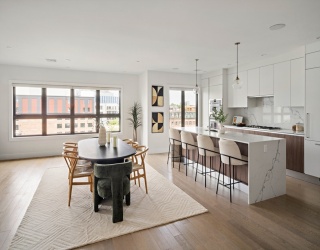 51 Silver St, Boston, Massachusetts, 3 Bedrooms Bedrooms, 6 Rooms Rooms,2 BathroomsBathrooms,Residential,For Sale,Silver St,73491044