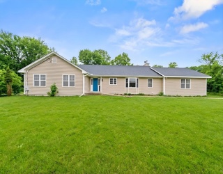 74 Pompositticut St, Stow, Massachusetts, 3 Bedrooms Bedrooms, 7 Rooms Rooms,2.5 BathroomsBathrooms,Residential,For Sale,Pompositticut St,73490992