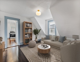 8 Carlton Street, Somerville, Massachusetts, 2 Bedrooms Bedrooms, 6 Rooms Rooms,1 BathroomBathrooms,Residential Lease,For Rent,Carlton Street,73491086
