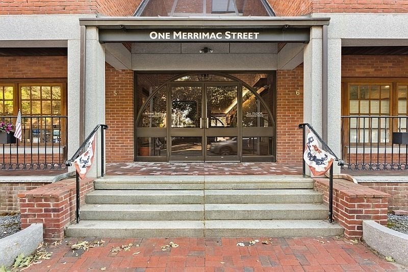 1 Merrimac St, Newburyport, Massachusetts, ,Commercial Sale,For Sale,Merrimac St,73491308