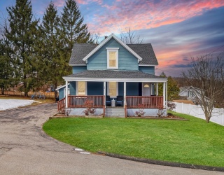 1 Canterbury Ave, Haverhill, Massachusetts, 3 Bedrooms Bedrooms, 6 Rooms Rooms,1 BathroomBathrooms,Residential,For Sale,Canterbury Ave,73491281