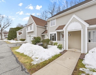 2205 Boston Rd, Wilbraham, Massachusetts, 2 Bedrooms Bedrooms, 5 Rooms Rooms,2.5 BathroomsBathrooms,Residential,For Sale,Boston Rd,73491211