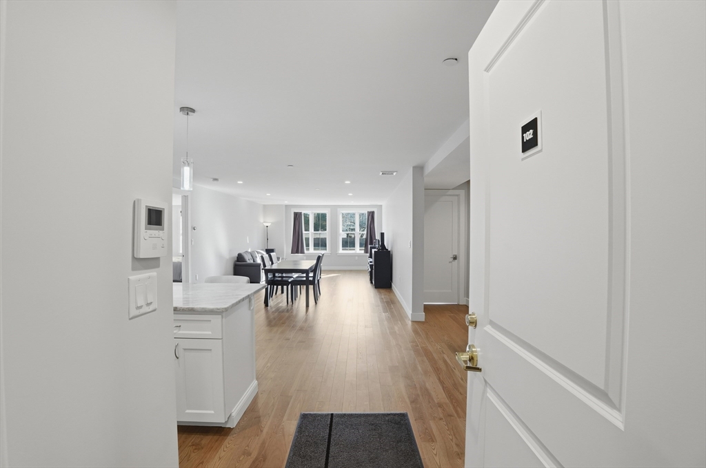 9 Independence Ave, Braintree, Massachusetts, 2 Bedrooms Bedrooms, 4 Rooms Rooms,2 BathroomsBathrooms,Residential,For Sale,Independence Ave,73491229