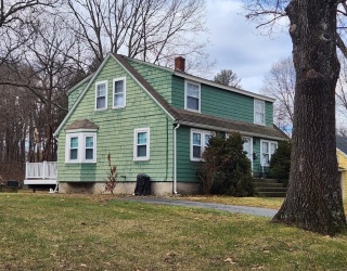 5 Ray Street, Hopkinton, Massachusetts, 2 Bedrooms Bedrooms, 4 Rooms Rooms,1 BathroomBathrooms,Residential Lease,For Rent,Ray Street,73486264