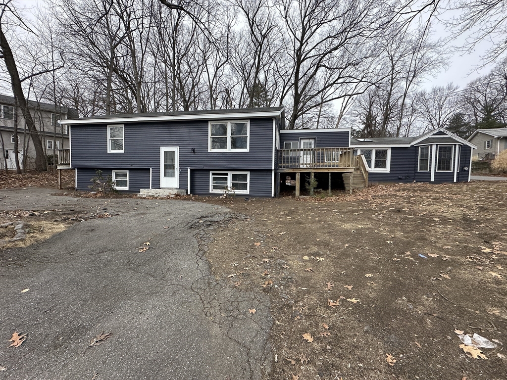 192 Lakeshore Drive, Marlborough, Massachusetts, 3 Bedrooms Bedrooms, 9 Rooms Rooms,3 BathroomsBathrooms,Residential,For Sale,Lakeshore Drive,73491247