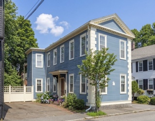 21 Briggs St, Salem, Massachusetts, 2 Bedrooms Bedrooms, 5 Rooms Rooms,1 BathroomBathrooms,Residential,For Sale,Briggs St,73491307