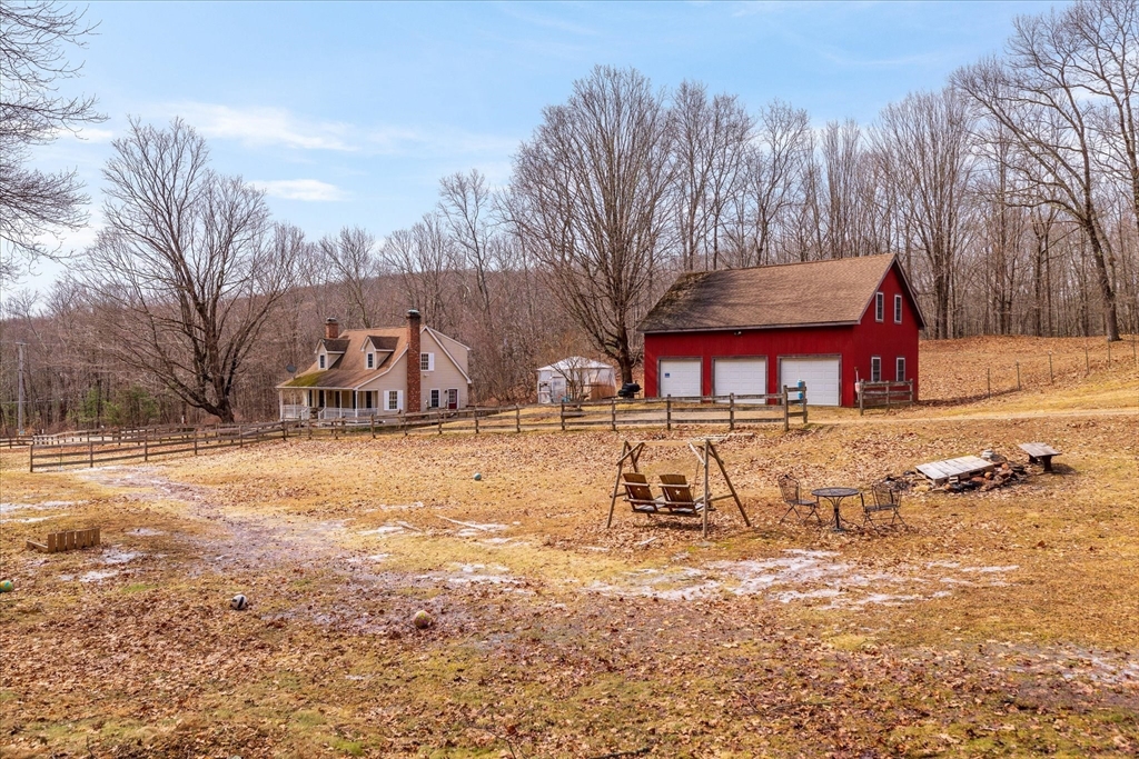 203 Union Rd, Wales, Massachusetts, 3 Bedrooms Bedrooms, 8 Rooms Rooms,2 BathroomsBathrooms,Residential,For Sale,Union Rd,73491348