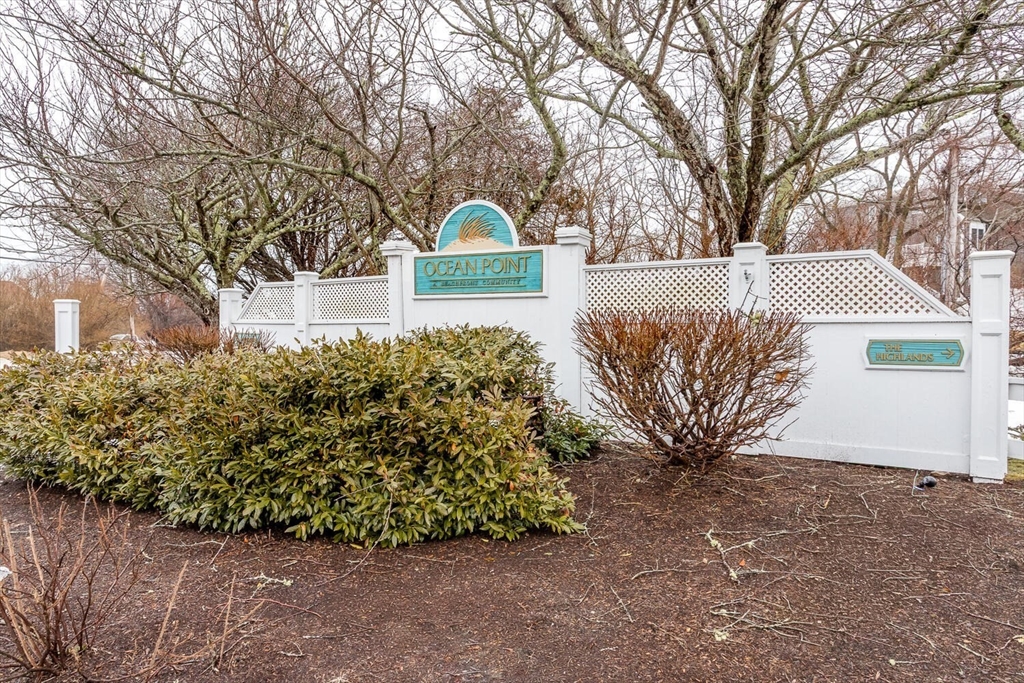 4 Highland Terrace, Plymouth, Massachusetts, 2 Bedrooms Bedrooms, 6 Rooms Rooms,2 BathroomsBathrooms,Residential,For Sale,Highland Terrace,73491400