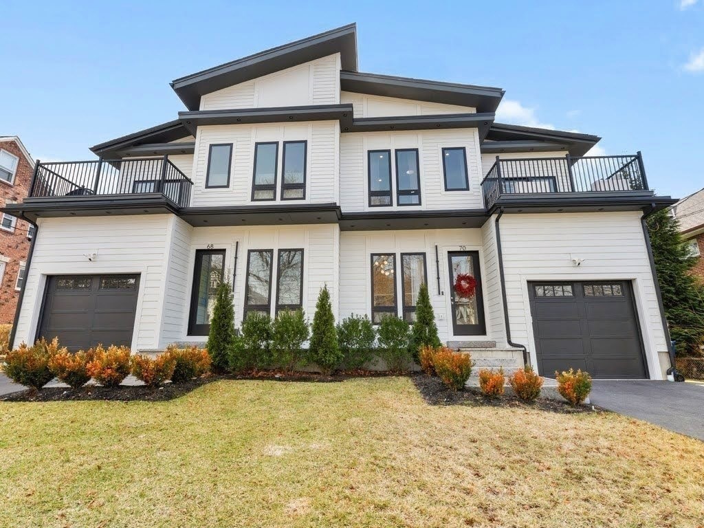 70 Washington St, Newton, Massachusetts, 4 Bedrooms Bedrooms, 9 Rooms Rooms,3.5 BathroomsBathrooms,Residential,For Sale,Washington St,73491405