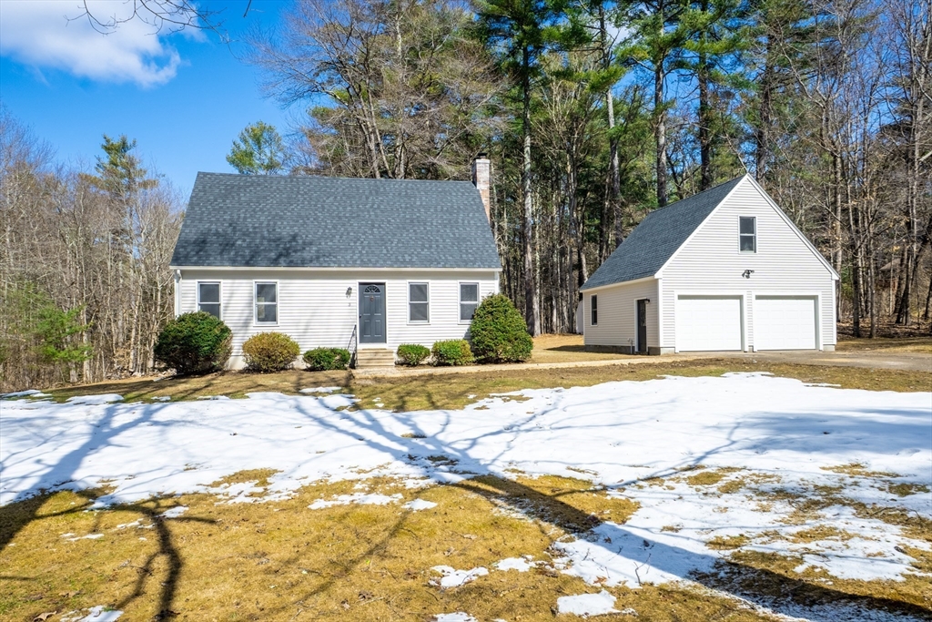 3 Charnock Cir, Rutland, Massachusetts, 3 Bedrooms Bedrooms, 6 Rooms Rooms,2 BathroomsBathrooms,Residential,For Sale,Charnock Cir,73491394