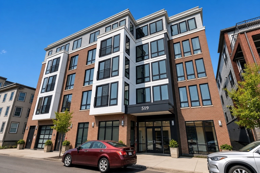 519 East 2nd St, Boston, Massachusetts, 2 Bedrooms Bedrooms, 4 Rooms Rooms,2 BathroomsBathrooms,Residential,For Sale,East 2nd St,73491410