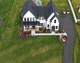 4 Dairy Farm Ln, Southborough, Massachusetts, 5 Bedrooms Bedrooms, 13 Rooms Rooms,4 BathroomsBathrooms,Residential,For Sale,Dairy Farm Ln,73491481