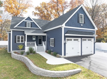 44 Silver Hill Rd, Milford, Massachusetts, 3 Bedrooms Bedrooms, 10 Rooms Rooms,3.5 BathroomsBathrooms,Residential,For Sale,Silver Hill Rd,73472025