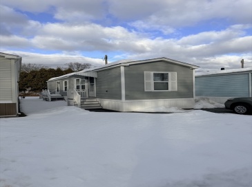 1044 Phillips Rd, New Bedford, Massachusetts, 2 Bedrooms Bedrooms, 5 Rooms Rooms,1 BathroomBathrooms,Residential,For Sale,Phillips Rd,73477622 1044 Phillips Rd, New Bedford, Massachusetts, 2 Bedrooms Bedrooms, 5 Rooms Rooms,1 BathroomBathrooms,Residential,For Sale,Phillips Rd,73477622