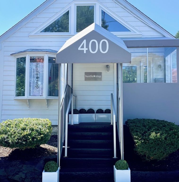 400 Homer St, Newton, Massachusetts, 2 Rooms Rooms,1.5 BathroomsBathrooms,Residential,For Sale,Homer St,73491557
