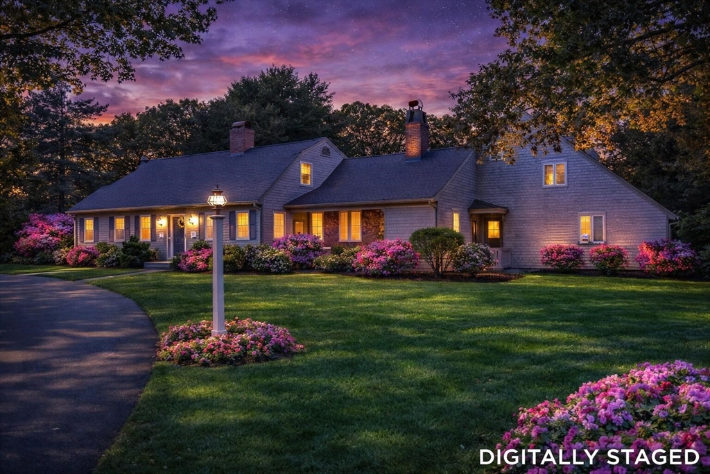 4 Surrey Lane, Dennis, Massachusetts, 5 Bedrooms Bedrooms, 12 Rooms Rooms,4 BathroomsBathrooms,Residential,For Sale,Surrey Lane,73491607