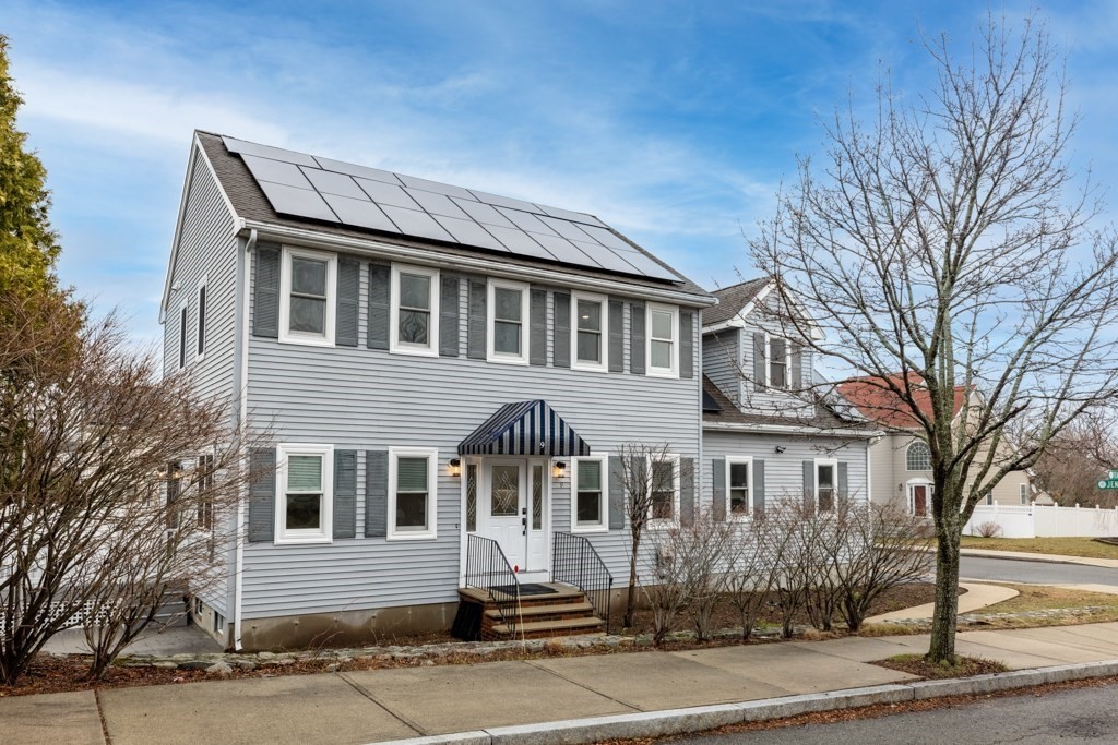 9 Tea Party Way, Malden, Massachusetts, 4 Bedrooms Bedrooms, 9 Rooms Rooms,3.5 BathroomsBathrooms,Residential,For Sale,Tea Party Way,73491613