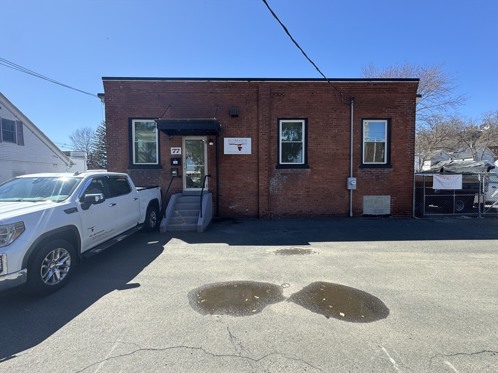 77 Meadow, Holyoke, Massachusetts, ,Commercial Lease,For Rent,Meadow,73491666