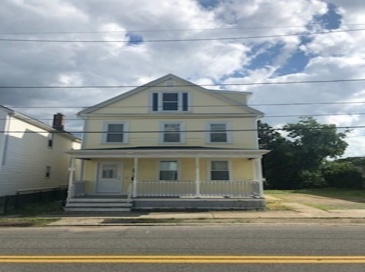 27 Elm St, Peabody, Massachusetts, 2 Bedrooms Bedrooms, 5 Rooms Rooms,1 BathroomBathrooms,Residential Lease,For Rent,Elm St,73491696