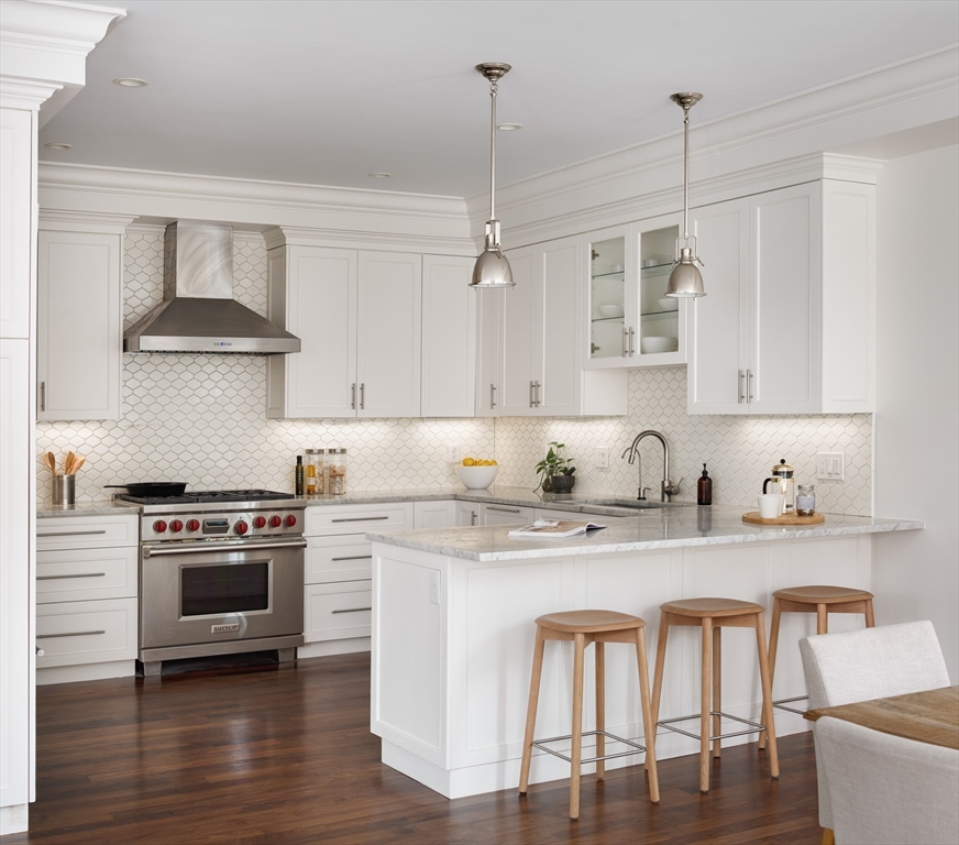 22 Clinton St, Cambridge, Massachusetts, 4 Bedrooms Bedrooms, 8 Rooms Rooms,3.5 BathroomsBathrooms,Residential,For Sale,Clinton St,73491712