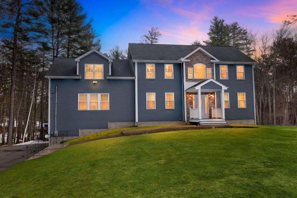 99 Dudley Rd, Oxford, Massachusetts, 4 Bedrooms Bedrooms, 7 Rooms Rooms,2.5 BathroomsBathrooms,Residential,For Sale,Dudley Rd,73491646