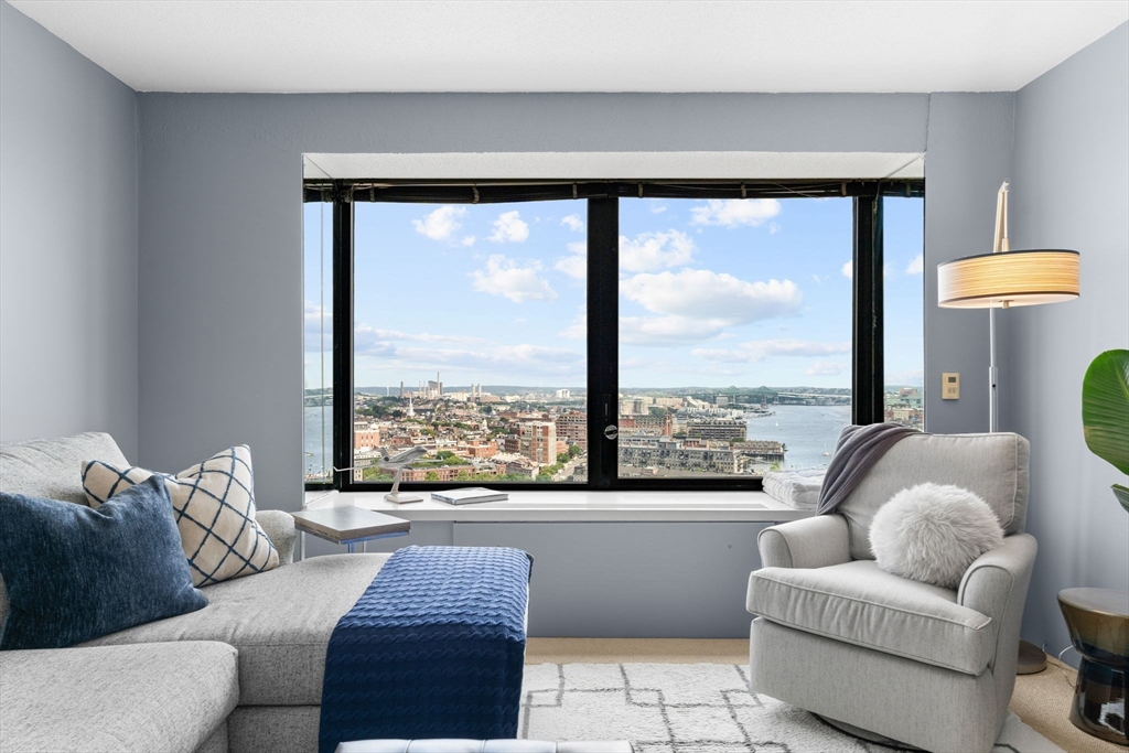 85 East India Row, Boston, Massachusetts, 1 Bedroom Bedrooms, 3 Rooms Rooms,1 BathroomBathrooms,Residential,For Sale,East India Row,73491788