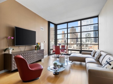 580 Washington St, Boston, Massachusetts, 3 Bedrooms Bedrooms, 5 Rooms Rooms,3 BathroomsBathrooms,Residential,For Sale,Washington St,73491866