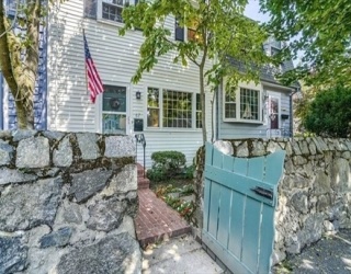 67 Elm Street, Marblehead, Massachusetts, 2 Bedrooms Bedrooms, 5 Rooms Rooms,1.5 BathroomsBathrooms,Residential Lease,For Rent,Elm Street,73491871