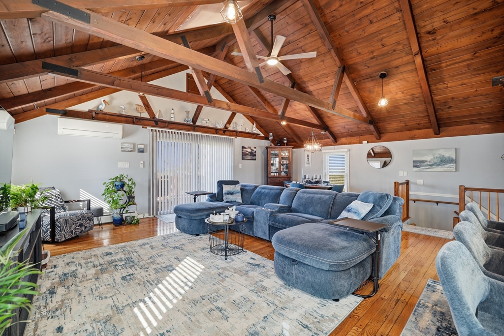 350 Sconticut Neck Rd, Fairhaven, Massachusetts, 3 Bedrooms Bedrooms, 6 Rooms Rooms,1.5 BathroomsBathrooms,Residential,For Sale,Sconticut Neck Rd,73491822