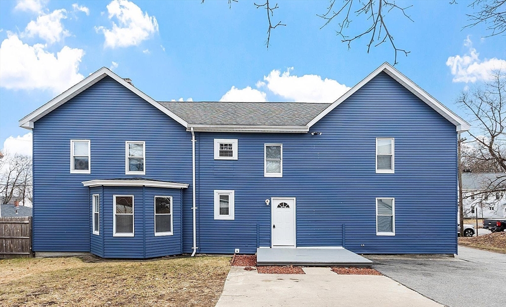 25 Cane St, Fitchburg, Massachusetts, 6 Bedrooms Bedrooms, 12 Rooms Rooms,2 BathroomsBathrooms,Residential Income,For Sale,Cane St,73491919