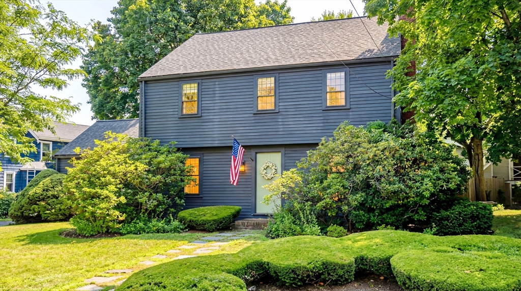 155 Bellevue Avenue, Melrose, Massachusetts, 4 Bedrooms Bedrooms, 8 Rooms Rooms,1.5 BathroomsBathrooms,Residential,For Sale,Bellevue Avenue,73491808