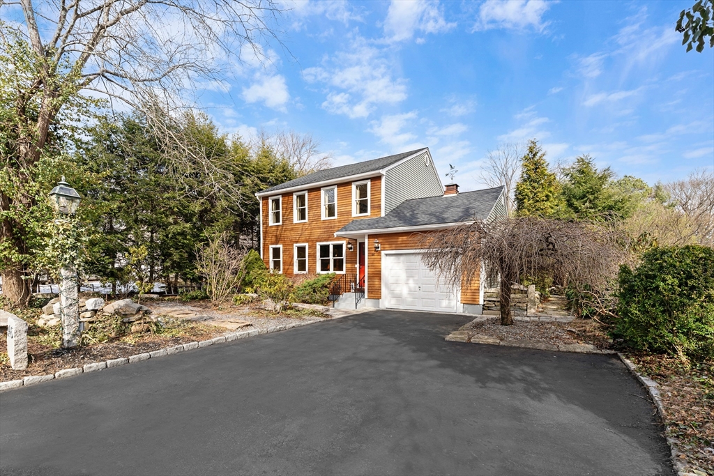 46 Perry Henderson Dr, Framingham, Massachusetts, 3 Bedrooms Bedrooms, 8 Rooms Rooms,2 BathroomsBathrooms,Residential,For Sale,Perry Henderson Dr,73491225