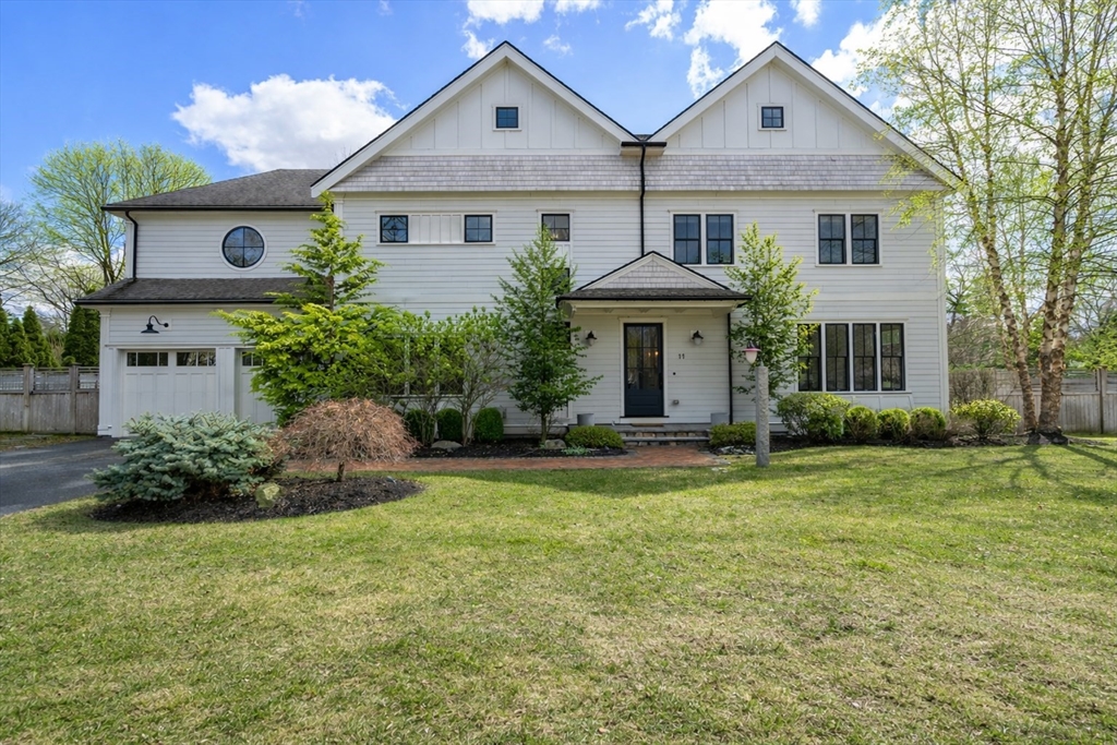 11 Fisher Ave, Wellesley, Massachusetts, 5 Bedrooms Bedrooms, 9 Rooms Rooms,4.5 BathroomsBathrooms,Residential,For Sale,Fisher Ave,73491710