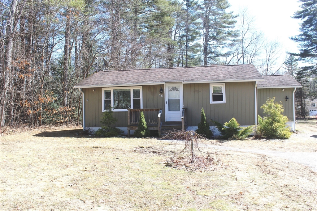 35 Nashoba Road, Charlton, Massachusetts, 2 Bedrooms Bedrooms, 4 Rooms Rooms,1 BathroomBathrooms,Residential,For Sale,Nashoba Road,73491972
