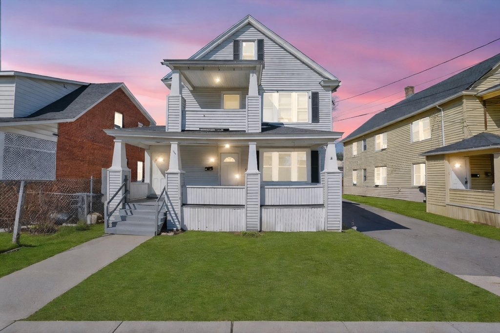 69-71 Elmwood Ave, Holyoke, Massachusetts, 6 Bedrooms Bedrooms, 12 Rooms Rooms,2 BathroomsBathrooms,Residential Income,For Sale,Elmwood Ave,73491987