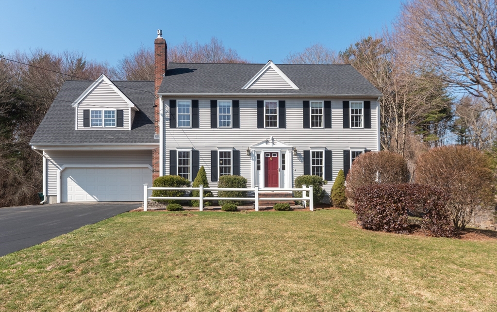 30 Cesidio Ct, Bridgewater, Massachusetts, 4 Bedrooms Bedrooms, 8 Rooms Rooms,2.5 BathroomsBathrooms,Residential,For Sale,Cesidio Ct,73491682