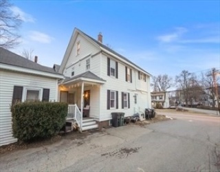 72 Main, Pepperell, Massachusetts, 7 Bedrooms Bedrooms, 16 Rooms Rooms,3 BathroomsBathrooms,Residential Income,For Sale,Main,73491781