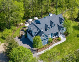 4 Beech Tree Ln, Mattapoisett, Massachusetts, 5 Bedrooms Bedrooms, 10 Rooms Rooms,4.5 BathroomsBathrooms,Residential,For Sale,Beech Tree Ln,73492017