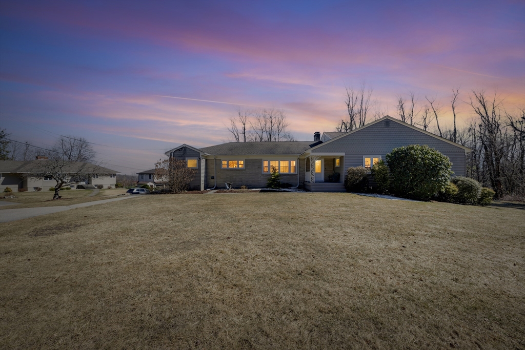 6 Cutler Rd, Paxton, Massachusetts, 4 Bedrooms Bedrooms, 8 Rooms Rooms,3.5 BathroomsBathrooms,Residential,For Sale,Cutler Rd,73491995