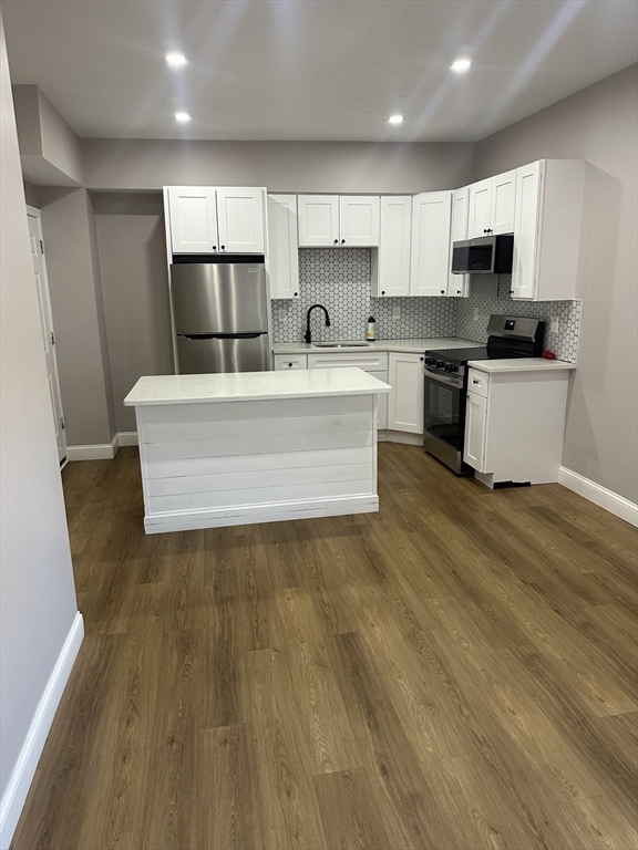 24 East Chestnut St, Brockton, Massachusetts, 8 Bedrooms Bedrooms, 17 Rooms Rooms,3 BathroomsBathrooms,Residential Income,For Sale,East Chestnut St,73491424