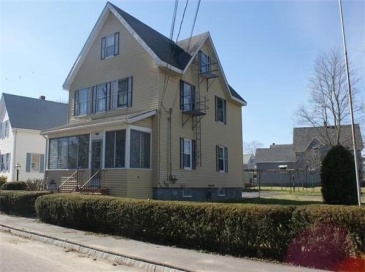 52 Floral St, Taunton, Massachusetts, 3 Bedrooms Bedrooms, 6 Rooms Rooms,1 BathroomBathrooms,Residential Lease,For Rent,Floral St,73474302 52 Floral St, Taunton, Massachusetts, 3 Bedrooms Bedrooms, 6 Rooms Rooms,1 BathroomBathrooms,Residential Lease,For Rent,Floral St,73474302
