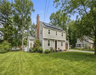 68 Hazardville Rd, Longmeadow, Massachusetts, 3 Bedrooms Bedrooms, 8 Rooms Rooms,2 BathroomsBathrooms,Residential,For Sale,Hazardville Rd,73490320