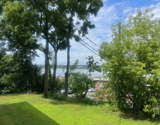 225 Danforth Street, Fall River, Massachusetts, 2 Bedrooms Bedrooms, 4 Rooms Rooms,1 BathroomBathrooms,Residential Lease,For Rent,Danforth Street,73492206