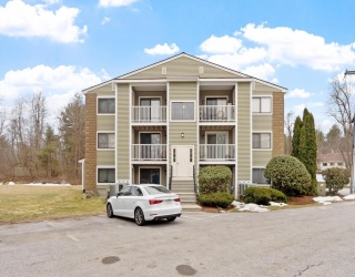 3 Bridgeview Circle, Tyngsborough, Massachusetts, 2 Bedrooms Bedrooms, 4 Rooms Rooms,1 BathroomBathrooms,Residential,For Sale,Bridgeview Circle,73492230