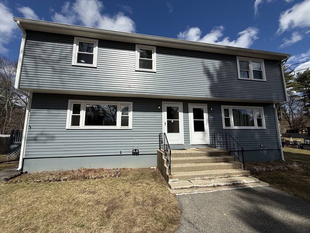 1328 East Street, Mansfield, Massachusetts, 3 Bedrooms Bedrooms, 7 Rooms Rooms,1.5 BathroomsBathrooms,Residential Lease,For Rent,East Street,73492258