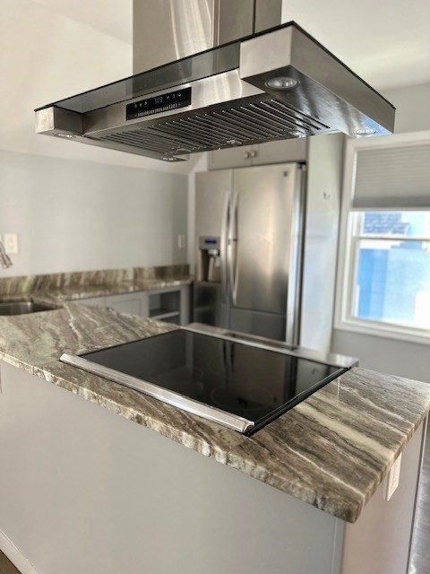 252 Eastern Ave, Lynn, Massachusetts, 2 Bedrooms Bedrooms, 6 Rooms Rooms,1 BathroomBathrooms,Residential Lease,For Rent,Eastern Ave,73492297