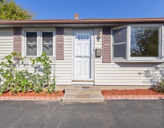 14 Vining St, Malden, Massachusetts, 3 Bedrooms Bedrooms, 6 Rooms Rooms,1 BathroomBathrooms,Residential,For Sale,Vining St,73492202